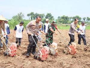 Dukung Swasembada Pangan, Polres Kediri Kota Tanam Jagung Serentak