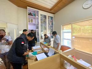 Usut Dugaan Korupsi Terkait Plafon Sekolah Ambruk, Kejati NTT Geledah 4 Lokasi