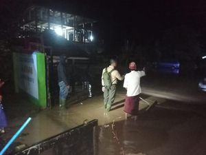 Banjir Bandang Terjang 5 Desa di Dompu, Puluhan Hektare Sawah Terendam Banjir Bandang Terjang 5 Desa di Dompu, Puluhan Hektare Sawah Terendam