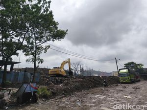 Tamat Sudah Cerita Gurun Sampah di Pasar Caringin Bandung Tamat Sudah Cerita Gurun Sampah di Pasar Caringin Bandung