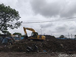 Pasar Caringin Bandung yang Mulai Bersih dari Tumpukan Sampah Pasar Caringin Bandung yang Mulai Bersih dari Tumpukan Sampah