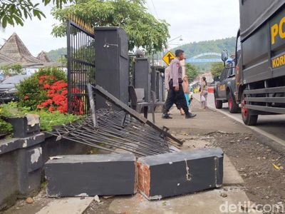 Brutalnya Ratusan Pesilat di Trenggalek Serbu Polsek Watulimo