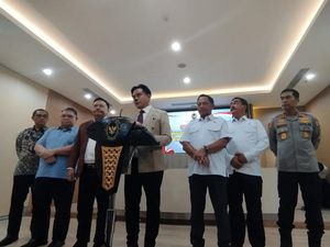 Video: Pemerintah Bentuk Pokja Atur Regulasi Tentang Kegiatan Pinjol Video: Pemerintah Bentuk Pokja Atur Regulasi Tentang Kegiatan Pinjol