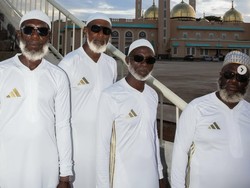 Jelang Ramadan, Adidas Kolaborasi dengan Desainer Prancis Luncurkan Gamis