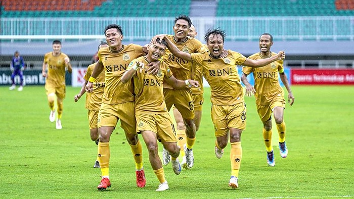 Bhayangkara Presisi FC memulai babak 8 besar Liga 2  2024/2025 dengan dengan mengalahkan Persijap Jepara 3-0.
