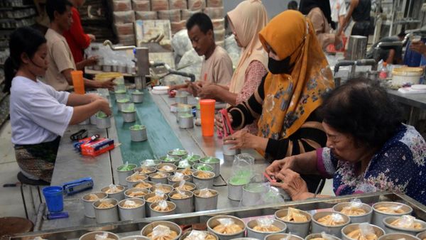 Jelang Imlek, Permintaan Dodol Keranjang Naik 300 Persen