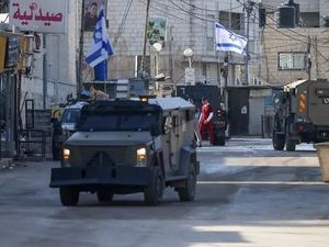 Israel Serbu Tepi Barat, 10 Orang Tewas di Tengah Gencatan Senjata Gaza Israel Serbu Tepi Barat, 10 Orang Tewas di Tengah Gencatan Senjata Gaza