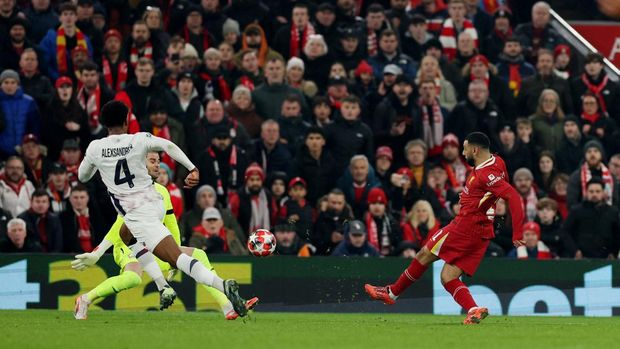 Soccer Football - Champions League - Liverpool v Lille - Anfield, Liverpool, Britain - January 21, 2025 Liverpool's Mohamed Salah scores their first goal REUTERS/Phil Noble