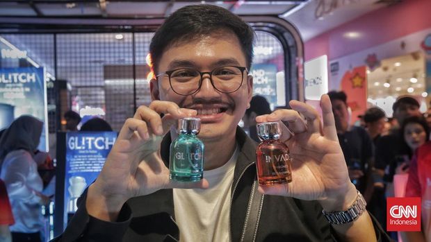 Suasana pembukaan toko pop-up pertama Mykonos dan peluncuran dua varian parfuma baru Mykonos, di Transmart Kota Kasablanka. Jakarta, Rabu, 22 Januari 2025. CNNIndonesia/Adhi Wicaksono