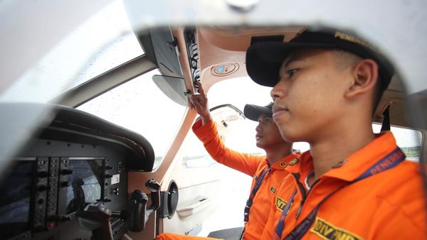 Melihat Taruna PPI Curug Belajar Pesawat Terbang