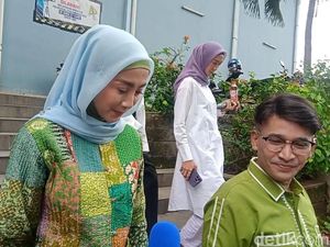 Fun Fact Kedekatan Ruben Onsu dan Desy Ratnasari Bikin Gemas Fun Fact Kedekatan Ruben Onsu dan Desy Ratnasari Bikin Gemas