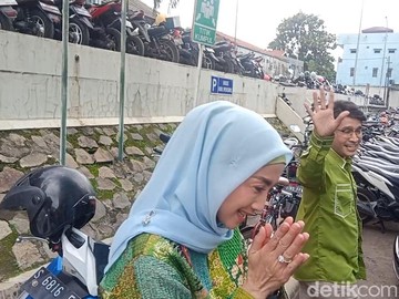 Ivan Gunawan Senang Desy Ratnasari Jadi Teman Bicara Ruben Onsu