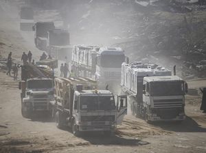 Video: Truk Bantuan-Bahan Bakar Terus Berdatangan ke Gaza