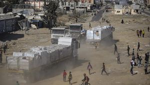 Truk Bantuan Kemanusiaan Masuk Gaza, Langsung Diserbu Warga