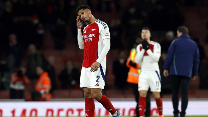 Soccer Football - Carabao Cup - Semi Final - First Leg - Arsenal v Newcastle United - Emirates Stadium, London, Britain - January 7, 2025 Arsenals William Saliba after the match Action Images via Reuters/Peter Cziborra EDITORIAL USE ONLY. NO USE WITH UNAUTHORIZED AUDIO, VIDEO, DATA, FIXTURE LISTS, CLUB/LEAGUE LOGOS OR LIVE SERVICES. ONLINE IN-MATCH USE LIMITED TO 120 IMAGES, NO VIDEO EMULATION. NO USE IN BETTING, GAMES OR SINGLE CLUB/LEAGUE/PLAYER PUBLICATIONS. PLEASE CONTACT YOUR ACCOUNT REPRESENTATIVE FOR FURTHER DETAILS..
