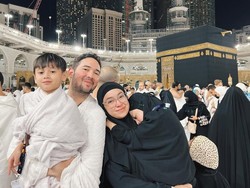 Aryani Fitriana Sukses Bikin Donny Michael Mau Umrah Pertama Kali karena Hal Ini