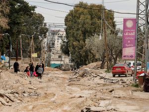 Berdamai di Gaza, Tentara Israel Serang Jenin Tepi Barat Berdamai di Gaza, Tentara Israel Serang Jenin Tepi Barat