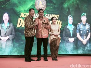 Arry Yudistira Jadi Danrem 074/Warastratama Solo Gantikan Ali Akhwan Arry Yudistira Jadi Danrem 074/Warastratama Solo Gantikan Ali Akhwan