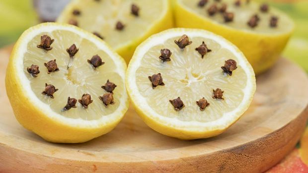 Lemon dan cengkeh