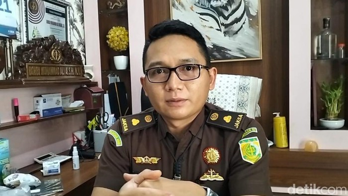 Kasi Pidsus Kaur, Bobby M Ali Akbar Kasi Pidsus Kaur, Bobby M Ali Akbar