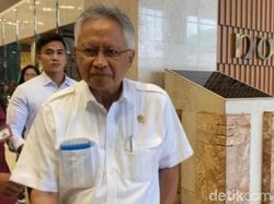 Serba-serbi Reshuffle Perdana Prabowo Ganti Mendikti