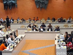 Video: Menhub Usul Work From Anywhere 24-27 Maret, Antisipasi Pemudik Membeludak