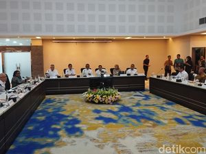 Pratikno Rapat dengan Menkes-Mendukbangga, Bahas Pemeriksaan Kesehatan Gratis