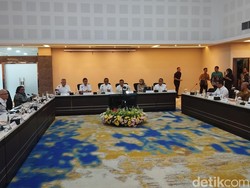 Pratikno Rapat dengan Menkes-Mendukbangga, Bahas Pemeriksaan Kesehatan Gratis