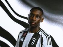 Randal Kolo Muani Tak Akan Besar Kepala Meski Tengah On Fire