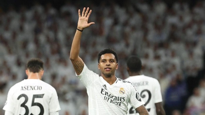 rodrygo real madrid real madrid vs salzburg real madrid vs rb salzburg madrid vs salzburg liga champions 2024/2025 Real Madrids Brazilian forward #11 Rodrygo celebrates scoring his teams second goal during the UEFA Champions League, league phase football match between Real Madrid CF and FC Salzburg at the Santiago Bernabeu stadium in Madrid on January 22, 2025. (Photo by Pierre-Philippe MARCOU / AFP)