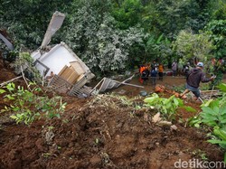3 Orang Luka Usai Tertimbun Tanah Longsor di Wonosalam Jombang