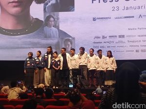 Prilly Latuconsina Ungkap Pesan dan Makna di Film Perayaan Mati Rasa Prilly Latuconsina Ungkap Pesan dan Makna di Film Perayaan Mati Rasa