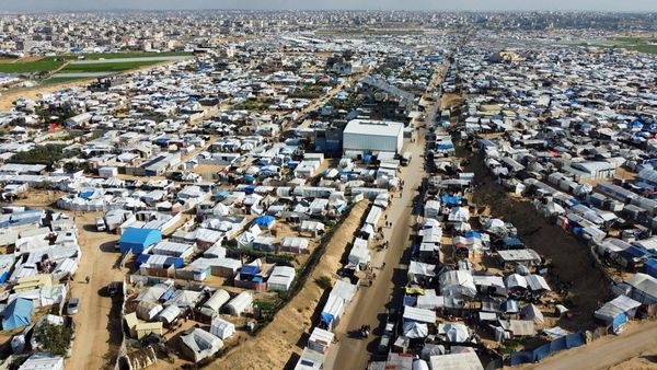 Foto Udara Kamp Pengungsian Khan Younis Gaza Selatan
