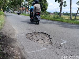 Dana Perbaikan Jalan dari Pusat Ditunda, Ini Langkah Pemda DIY Dana Perbaikan Jalan dari Pusat Ditunda, Ini Langkah Pemda DIY