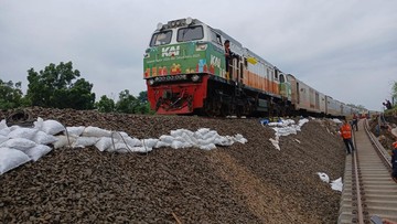 Banjir Grobogan, Sejumlah Perjalanan Kereta Api Alami Keterlambatan