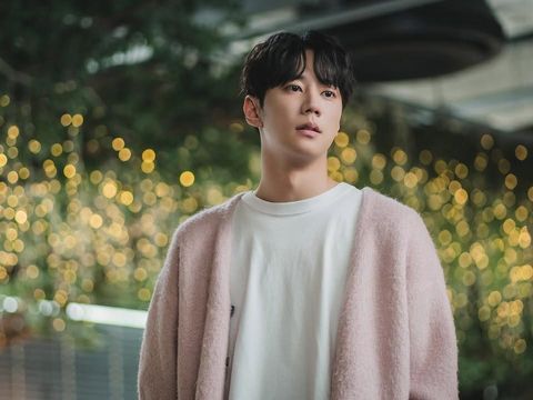Lee Jun Young di Melo Movie