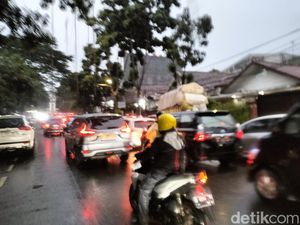 Bandung Juara Kota Macet di Indonesia, MTI: Angkot Buruk, Perumahan Amburadul Bandung Juara Kota Macet di Indonesia, MTI: Angkot Buruk, Perumahan Amburadul