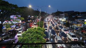 Potret Kemacetan Panjang di Jalan Pasteur Bandung