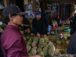 Video: Suasana Kampung Adat Baduy yang Ramai Dikunjungi Saat Musim Durian