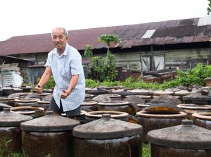 Pabrik Kecap 111 Tahun Tutup, Pemiliknya Pensiun dan Tak Punya Penerus Pabrik Kecap 111 Tahun Tutup, Pemiliknya Pensiun dan Tak Punya Penerus