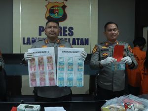 Pasutri di Lampung Selatan Edarkan Uang Palsu Pasutri di Lampung Selatan Edarkan Uang Palsu