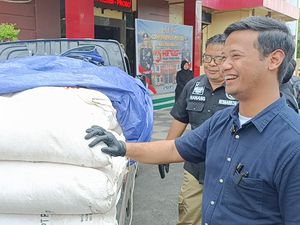 2 Ton Pupuk Subsidi Diamankan Saat Diselundupkan ke Probolinggo