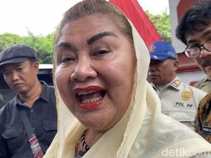 Wartawan Dihalangi Saat Wawancara Ita Wali Kota Semarang Wartawan Dihalangi Saat Wawancara Ita Wali Kota Semarang
