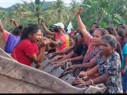 80 Rumah Digusur PT Kristus Raja Maumere, Warga Bertahan di Tenda Darurat