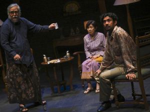 Lakon Dag Dig Dug Teater Populer: Nyeleneh dan Sarat Kritik Sosial Lakon Dag Dig Dug Teater Populer: Nyeleneh dan Sarat Kritik Sosial