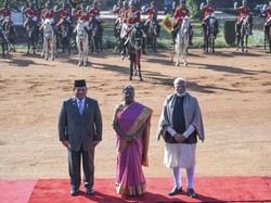 Video Disambut Presiden-PM India, Prabowo: Saya Sangat Dihormati Hari Ini