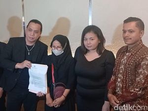 Istri Nanang Gimbal Bicara, Terus Usaha Minta Maaf ke Keluarga Sandy Permana Istri Nanang Gimbal Bicara, Terus Usaha Minta Maaf ke Keluarga Sandy Permana