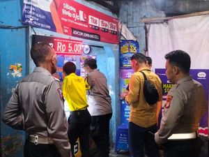 Viral Preman Palak hingga Lempar Pedagang di Ciputat, Polisi Turun Tangan Viral Preman Palak hingga Lempar Pedagang di Ciputat, Polisi Turun Tangan