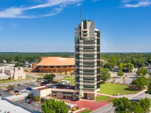Sengkarut Gedung Mahakarya Frank L Wright yang Dijual Rp 22 M Sengkarut Gedung Mahakarya Frank L Wright yang Dijual Rp 22 M