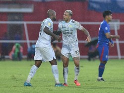 Hadapi PSM, Persib Andalkan Trisula Ciro-Tyronne-Kastaneer